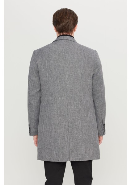 Standart Fit Normal Kesim Mono Yaka Armürlü Kapak Cepli Palto indirimleri