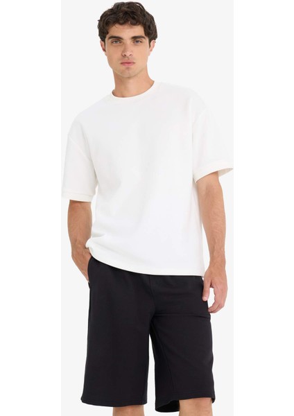 Baggy Fit Beli Bağcıklı Düz Paça Şort F0185AX25SM fırsatları