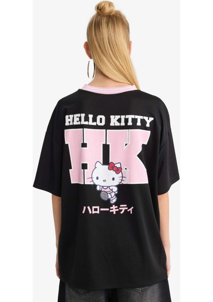 Hello Kitty Oversize Geniş Kalıp V Yaka Sırt Baskılı Kısa Kollu Tişört F9181AX25AU
