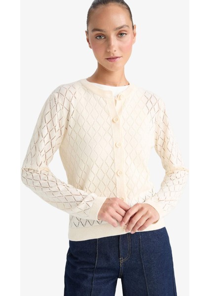 Regular Fit Bisiklet Yaka Ajurlu Düğmeli Triko Hırka G0191AX25AU