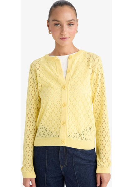 Regular Fit Bisiklet Yaka Ajurlu Düğmeli Triko Hırka G0191AX25AU fırsatları