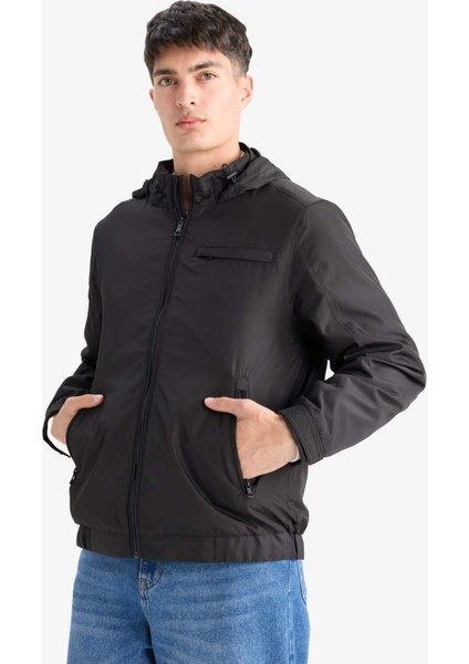 Su İtici Regular Fit Dik Yaka Astarlı Gizli Kapüşonlu Fermuarlı Cepli Mevsimlik Baharlık Mont D7669AX25AU fırsatları