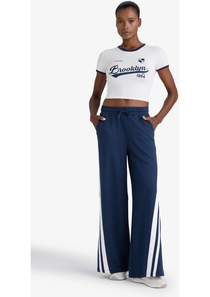 Fit Crop Bisiklet Yaka Baskılı Sporcu Kısa Kollu Tişört E7720AX25AU fırsatları