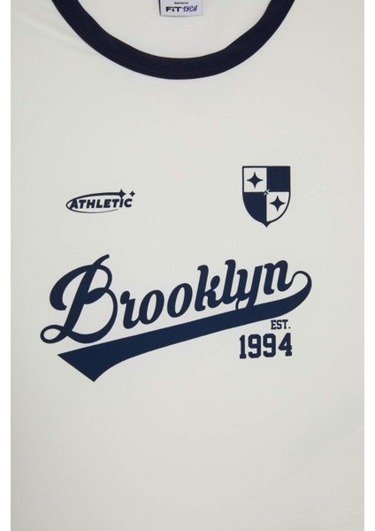 Fit Crop Bisiklet Yaka Baskılı Sporcu Kısa Kollu Tişört E7720AX25AU