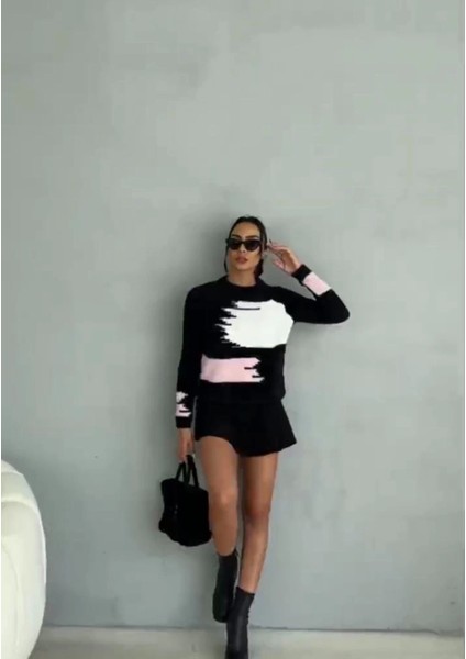 Bıyıklı Triko Kazak Siyah fiyatları