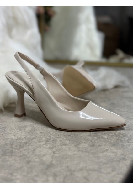 Günlük Kadın Sivri Burun Saten Kumaş Düz Desensiz Ince Arkası Açık Topuklu Model Abiye Ayakkabı 101B modelleri