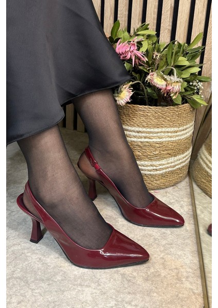 Günlük Kadın Sivri Burun Saten Kumaş Düz Desensiz Ince Arkası Açık Topuklu Model Abiye Ayakkabı 101B