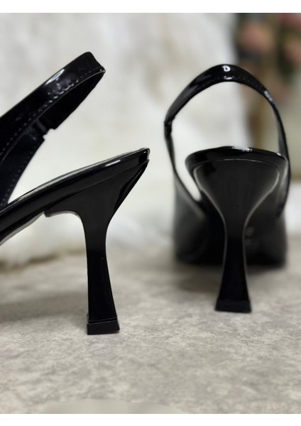 Günlük Kadın Sivri Burun Saten Kumaş Düz Desensiz Ince Arkası Açık Topuklu Model Abiye Ayakkabı 101B modelleri