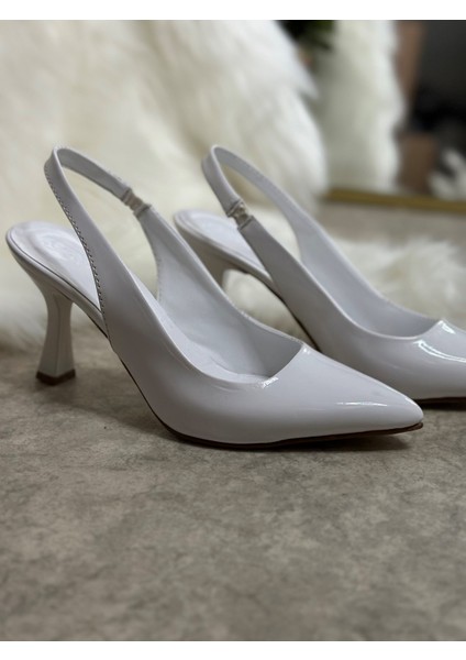 Günlük Kadın Sivri Burun Saten Kumaş Düz Desensiz Ince Arkası Açık Topuklu Model Abiye Ayakkabı 101B fiyatları