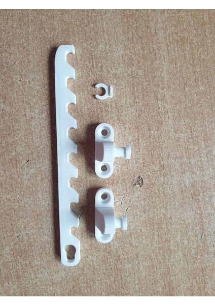 Yeni Pencere Tutucu Beyaz 4619012