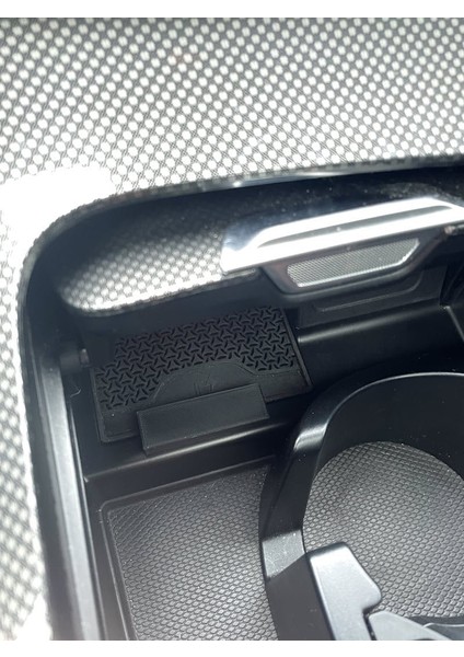 Yeni Araç Içi Kablosuz Şarj Cihazı Mercedes W206 Için Durdurma T6468938