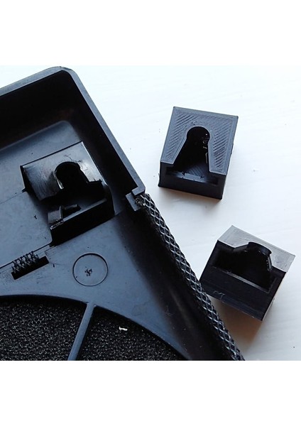 Yeni Volvo 940 Hoparlör Desteği T4719397