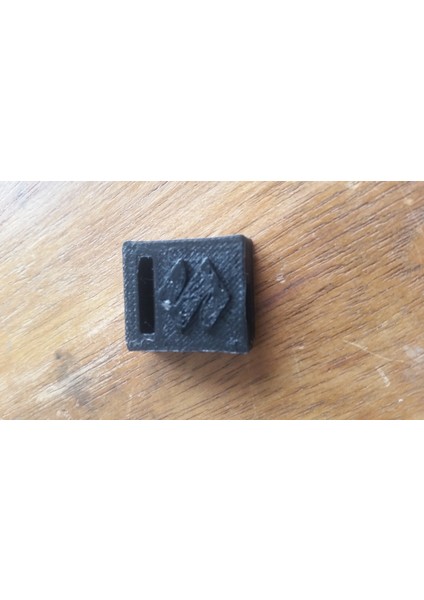 Yeni Suzuki Swift'in Anahtarı T1755191 modelleri