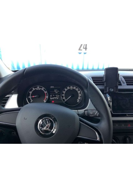 Yeni Skoda Fabia Cep Telefonu Konsolu T3488894 indirimleri