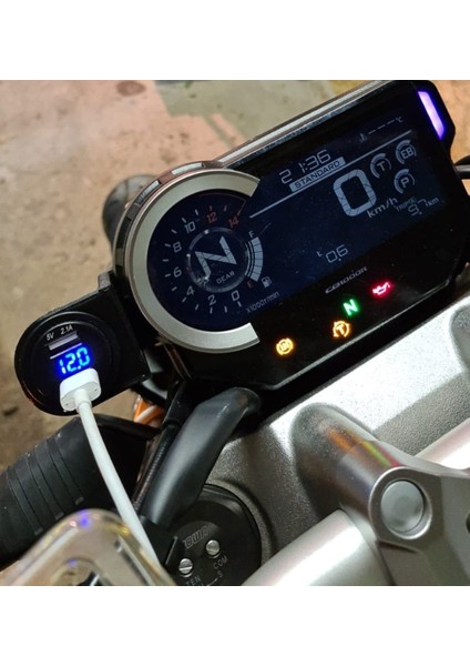 Yeni Honda CB1000R SC80 2018+ 12V USB Doz/hub T4880659