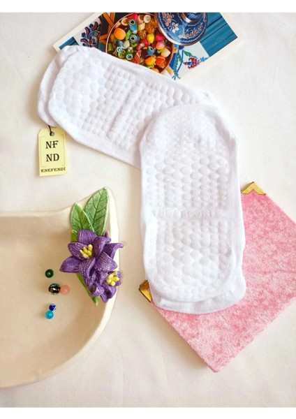 Kaydırmaz Tabanlı Unisex Beyaz Yoga, Pilates ve Tavaf Çorabı | Konforlu Nefes Alan Spor Patik Çorap fiyatları