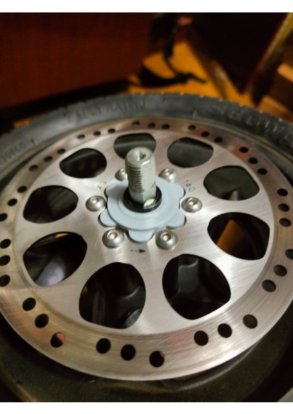 Yeni Ninebot P100 Ön Tekerlek Yataklarının Korunması (Plastik Aparattır!!!) modelleri