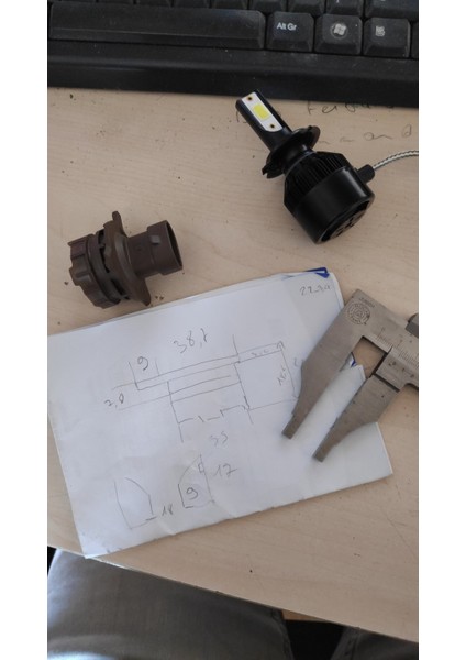 Yeni Mercedes Slk R171 Uzun Farlar Için H7 LED Adaptörü T3591804