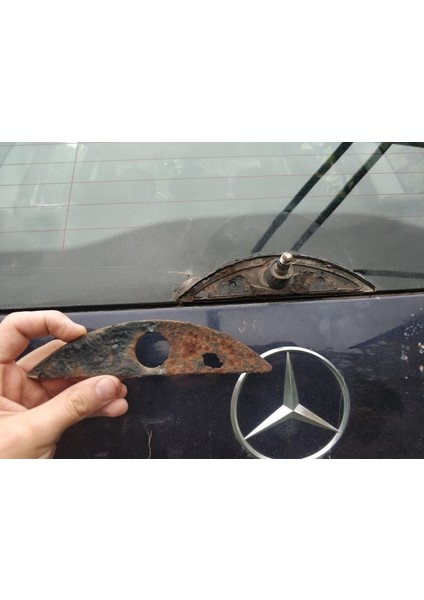 Yeni Mercedes W211 Arka Silecek / Cam Kapağı T4982852