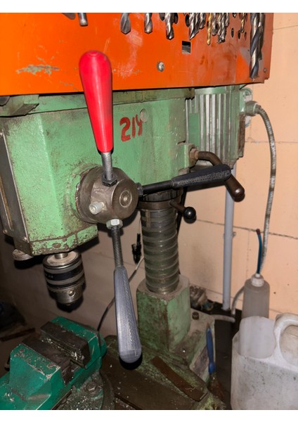 Yeni Delme Makinesi İçin Tutamak fiyatları