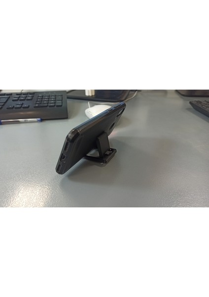 Yeni Telefon Için Küçük Stand (Plastik Aparattır!!!)