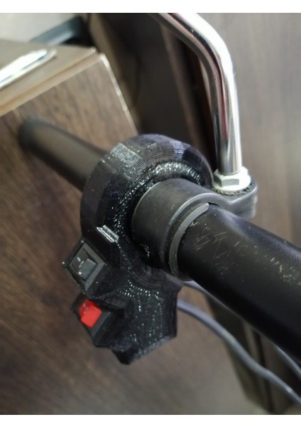 Yeni 2 Düğme Başına Direksiyon Simidi Ø 22 Mm'ye Geçin. (Plastik Aparattır!!!)