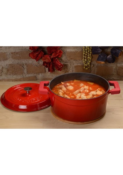 Döküm Demir Tencere ve Tava Seti – 3 Kat Emaye Kaplama, Isıya Dayanıklı, 5 Parça 20-30 cm, Şık ve Dayanıklı Tasarım