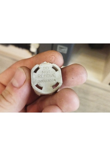 Yeni Farlar Volvo S40/V40 -04, Sayfadaki Fiş. (Plastik Aparattır!!!)