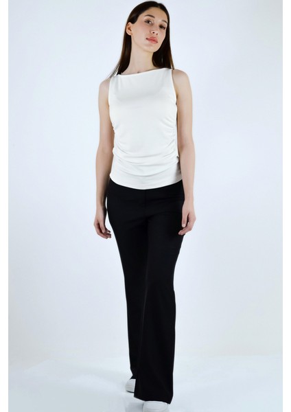 Yanları Büzgü Detaylı Kayık Yaka Basic Body modelleri
