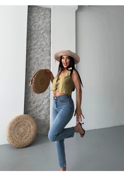 Mom Fit Kar Yıkama Bıyık Detaylı Jeans Pantolon D2006 indirimleri