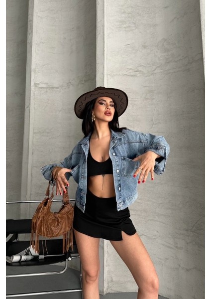 Çift Cepli Kol Katlamalı Kar Yıkama Crop Kot Ceket Mavi D2000