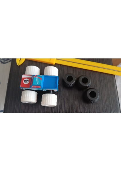 Yeni Tekerlek Bebek Hotwheels (Plastik Aparattır!!!) fiyatları