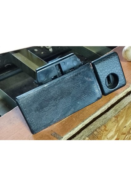 Yeni Eldiven Bölmesinin Sapı Suzuki Vitar (Plastik Aparattır!!!)