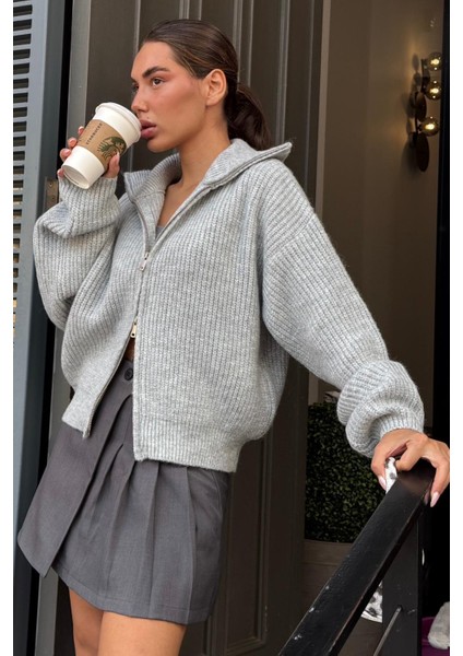 Açık Gri Çift Fermuarlı Kadın Triko Hırka MG2532