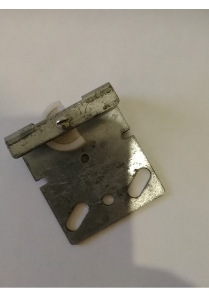 Yeni Dolap Bölmesindeki Menteşeli Kapıyı Sabitlemek Için Tekerlek. (Plastik Aparattır!!!) fırsatları
