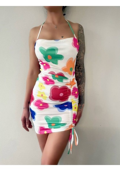 Kadın Sırt Dekolteli Asansör Büzgü Detay Mini Elbise