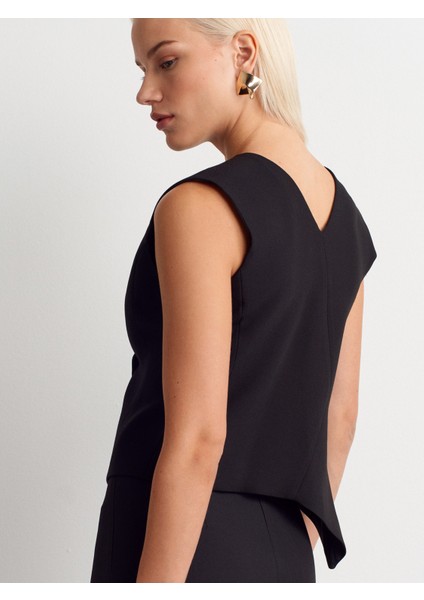 60599 Asimetrik Yelek-Siyah fiyatları