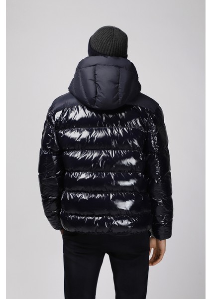 Kapüşonlu Kapitone Spor Şişme Mont indirimleri