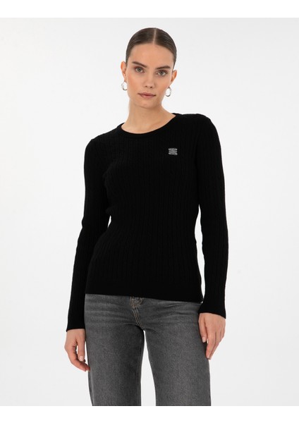 Kadın Siyah Slim Fit Basic Kazak 50317072-VR046