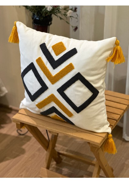 Tekli Punch Işlemeli Nakışlı Dekoratif Premium Kırlent Kılıfı fiyatları