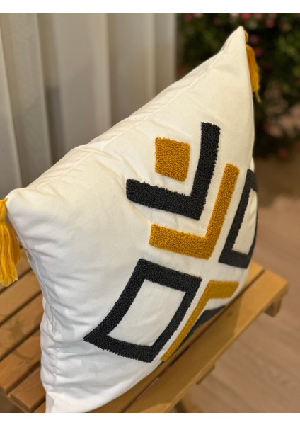 Tekli Punch Işlemeli Nakışlı Dekoratif Premium Kırlent Kılıfı indirimleri