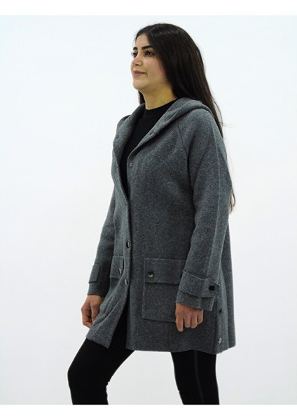 Kapüşonlu Zımba Düğmeli Ceket modelleri