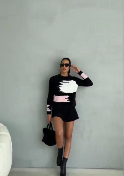 Bıyıklı Triko Kazak Siyah fiyatları