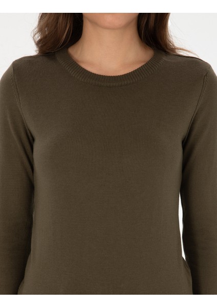 Kadın Haki Slim Fit Basic Kazak 50315758-VR027