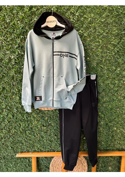 One Baskılı Erkek Eşofman Takımı