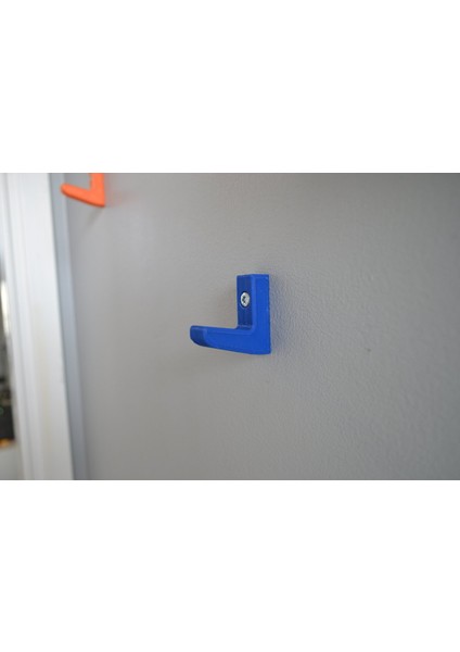 Yeni Kamyonların Içinden Geçmek Için Longboard Duvar Montajı T3562883 modelleri