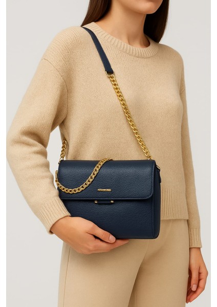 Kadın Yumuşak Deri Zincir Detaylı Bölmeli Şık Zarif El & Omuz ve Çapraz Askılı fiyatları