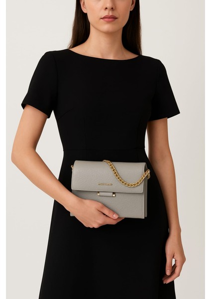 Kadın Yumuşak Deri Zincir Detaylı Bölmeli Şık Zarif El & Omuz ve Çapraz Askılı