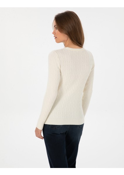 Kadın Ekru Slim Fit Basic Kazak 50317072-VR019 indirimleri