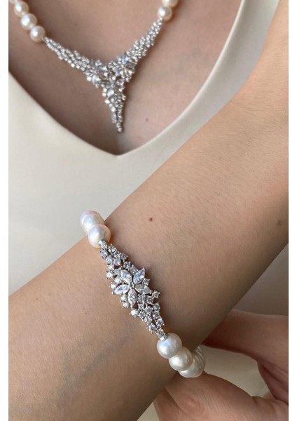 BIRINCI1926 925 Ayar Gümüş Bayançiçek Taşlı Inci Bileklik modelleri